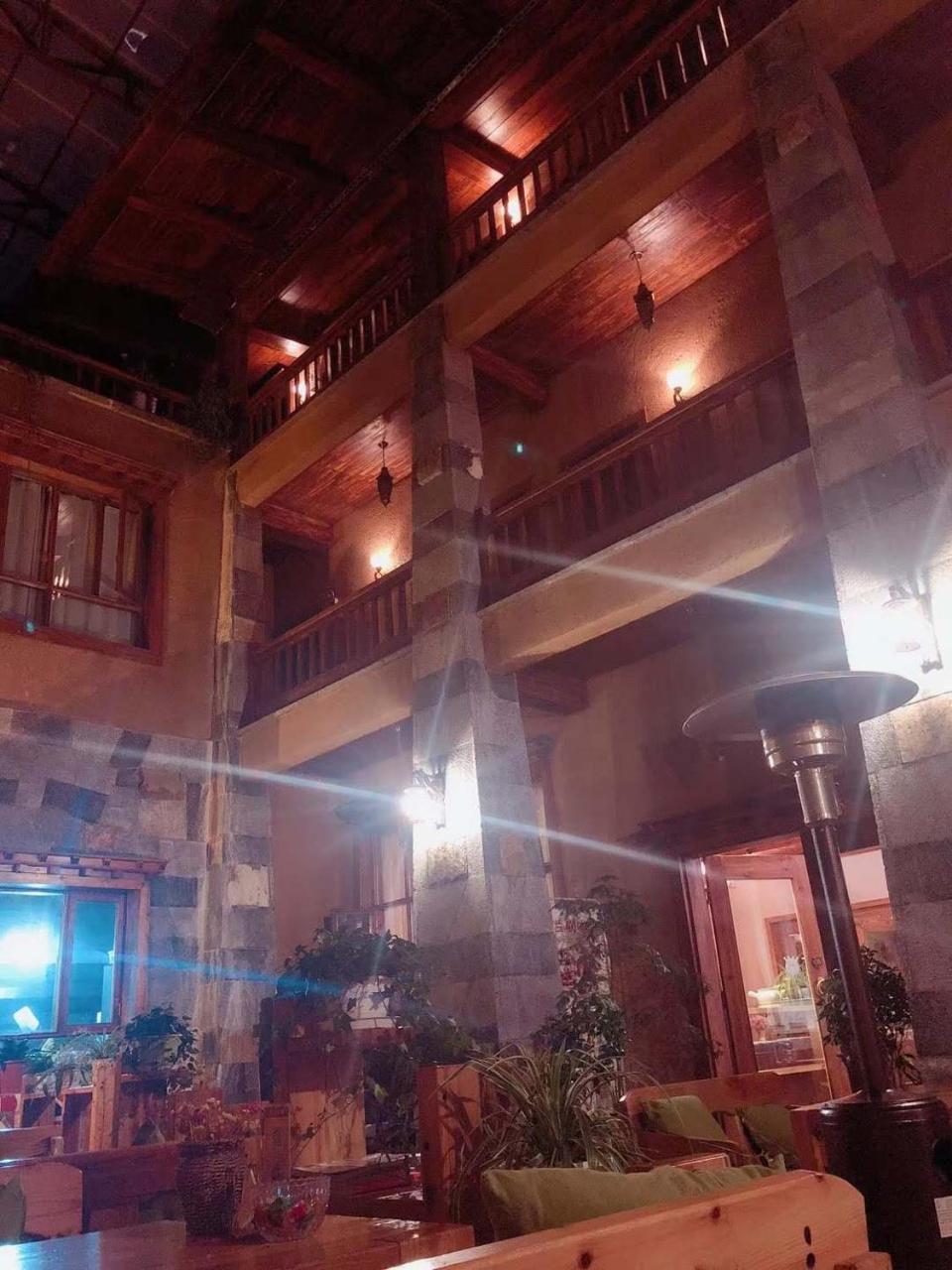 Tseten Wangmo Resort Шангри Ла Екстериор снимка